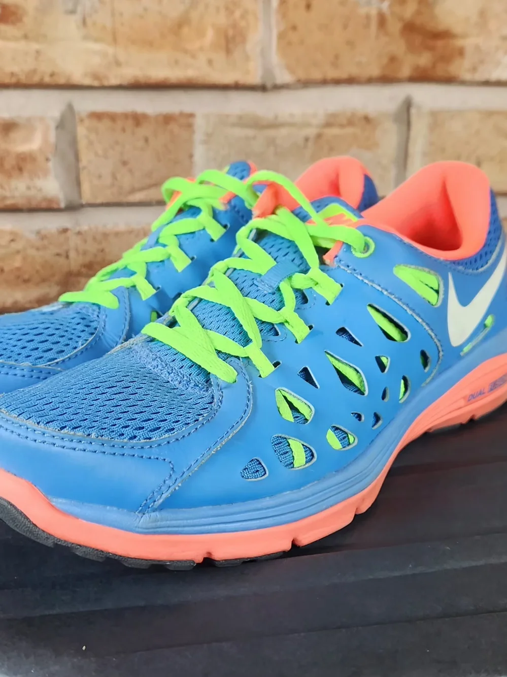 Nike Dual Fusion Run 2 Women's 8.5
